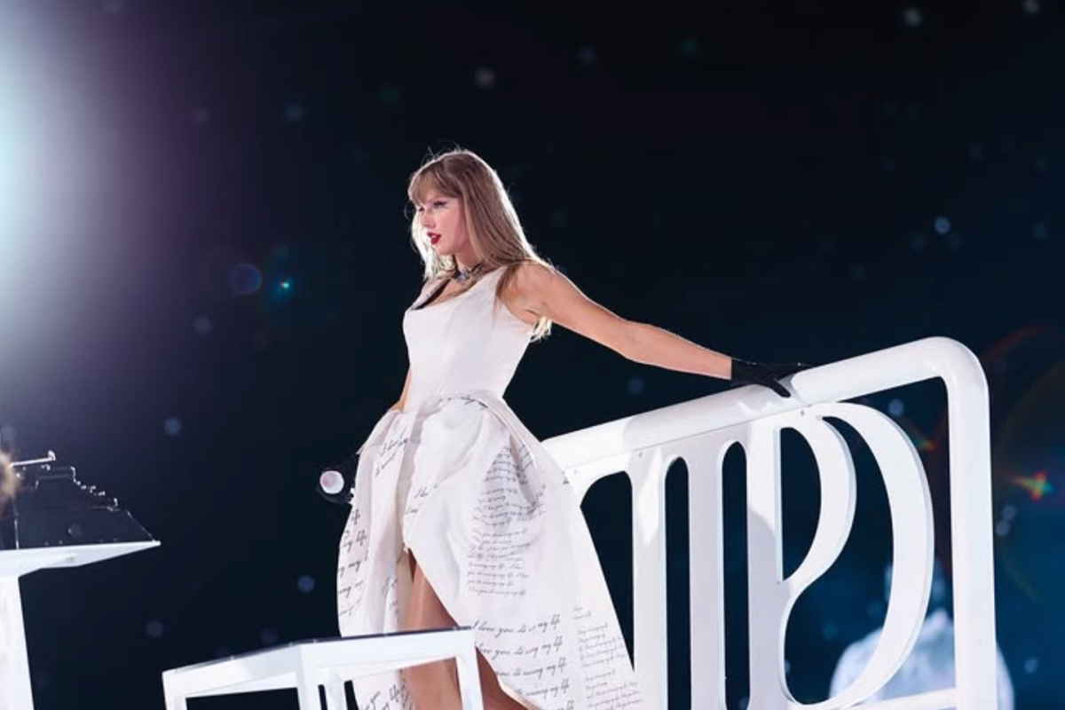 【Taylor Swift|閃耀射手-在黑暗中記錄人生的世代星星】 2 SCR 20260304 nsrk 1